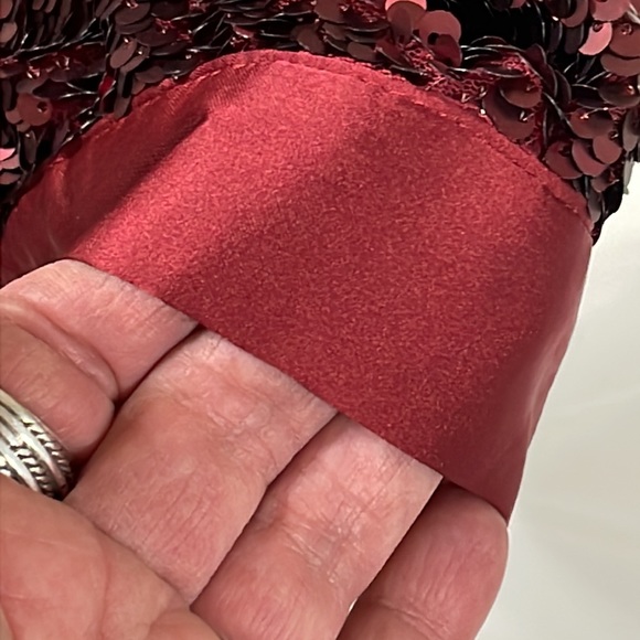 Anthropologie NEW with tags Burgundy Sequin Halter top . SZ XL - Picture 5 of 6